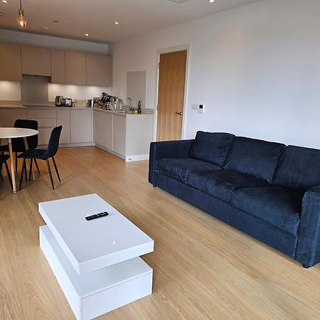 Santina Apartments Κρόιντον Εξωτερικό φωτογραφία
