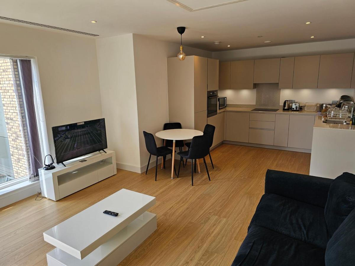 Santina Apartments Κρόιντον Εξωτερικό φωτογραφία