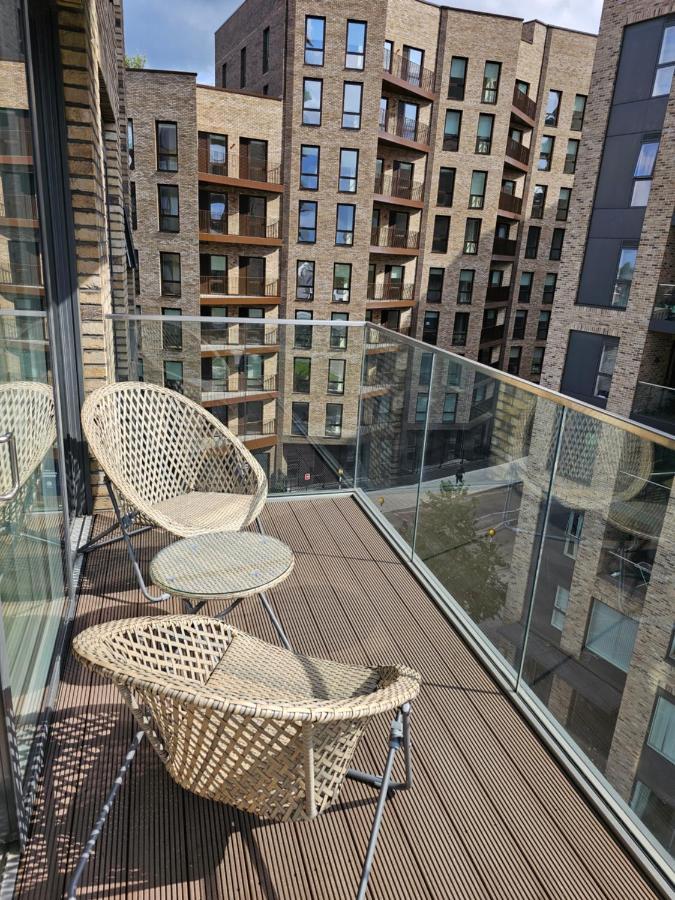 Santina Apartments Κρόιντον Εξωτερικό φωτογραφία