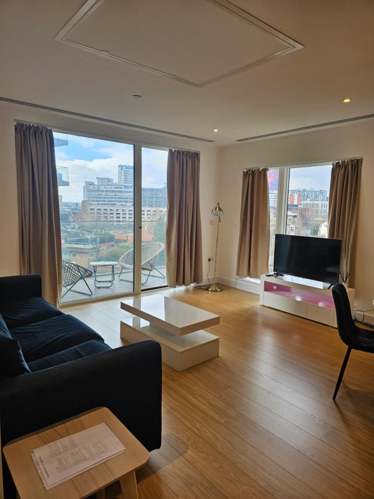 Santina Apartments Κρόιντον Εξωτερικό φωτογραφία